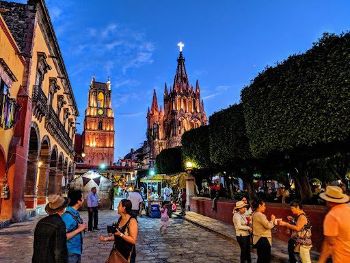 The City Is Easy to Enjoy on Foot